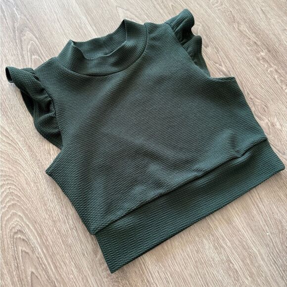 SHEIN Ruffle Crop Top - Picture 3 of 6